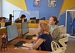 Педагог дополнительного образования по направлению промышленный дизайн и 3D-моделирование