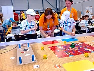 Пятикратный успех! Южноуральские робототехники стали победителями и призерами Всероссийской олимпиады