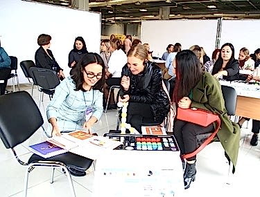 Педагогов Алматинской области познакомили с книгами-конструкторами