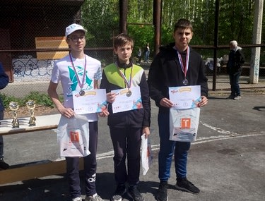 Юные авиаторы Алматинской области покорили небо: итоги региональной олимпиады по авиамоделированию