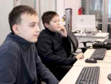 Первые шаги в цифровой разработке: школьники Сатки изучили основы Blender и блочной логики